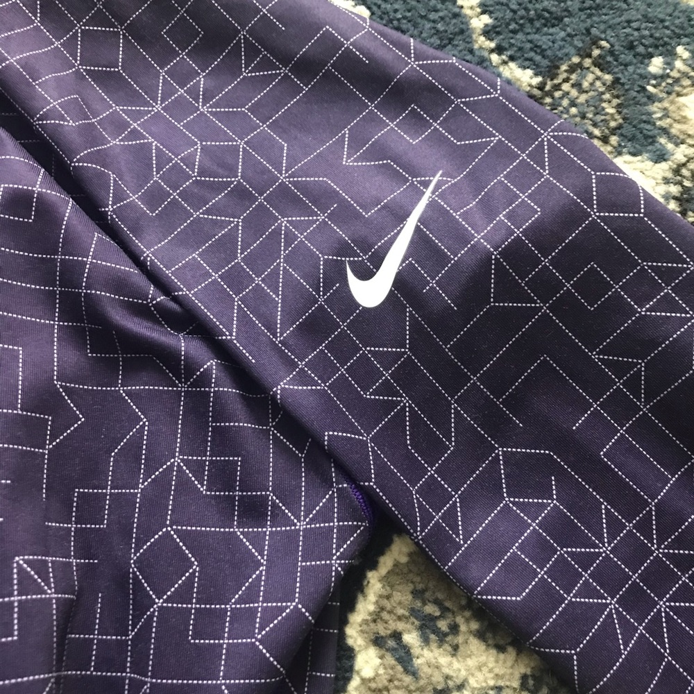 Nike Pro Pull Over - Picture 3 of 5